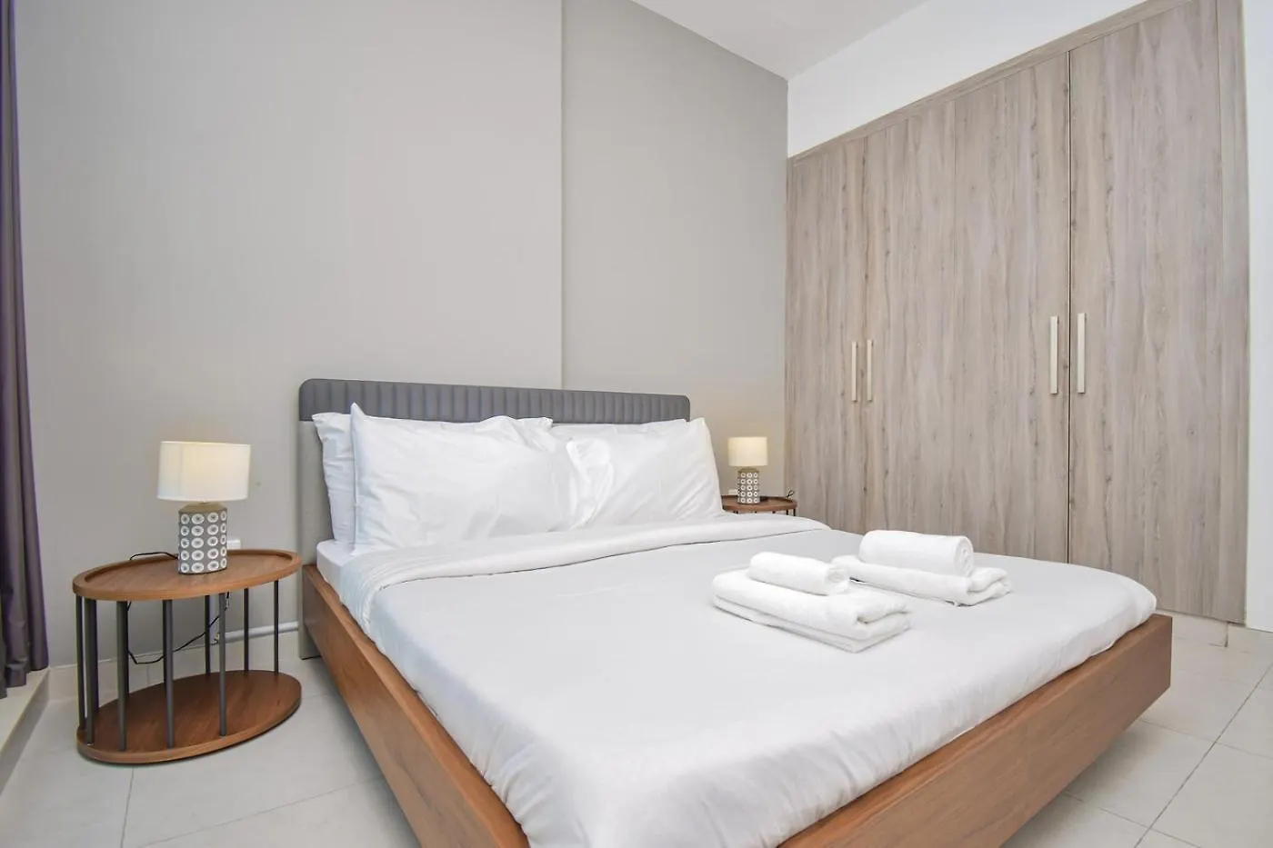 Elegant 2Br View With Rooftop Pool The Bay Dubai Apartment